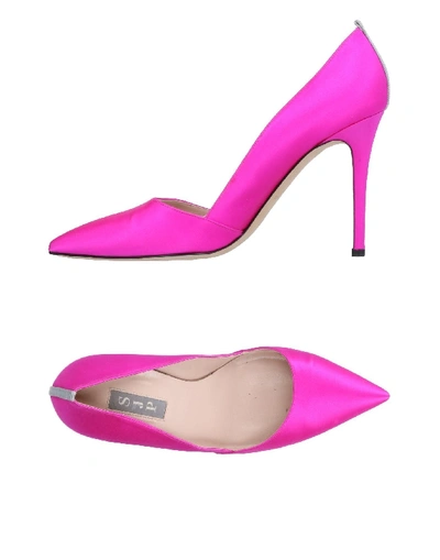 Sjp By Sarah Jessica Parker Pumps In Fuchsia