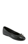 Bandolino Piheart Ballet Flat In Black