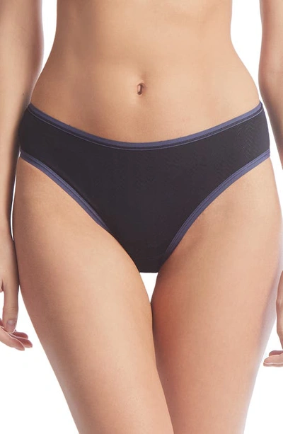 Hanky Panky Movecalm Ruched Back Briefs In Black/gran