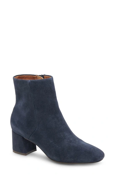 Blondo alida boot best sale