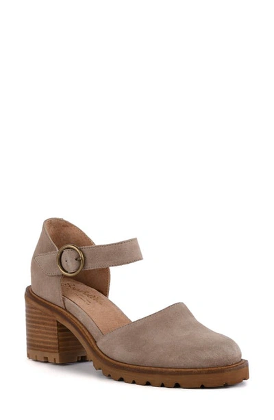 Seychelles Lock And Key Pump In Taupe