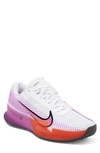 Nike Air Zoom Vapor 11 Hard Court Tennis Sneaker In White/ Fuchsia