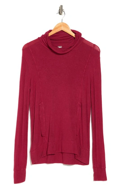 Go Couture Turtleneck Banded Sweater In Beetroot