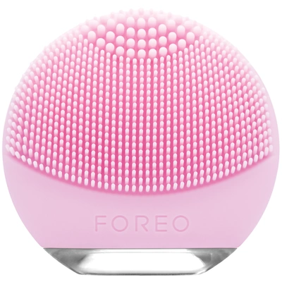 Foreo Luna Go Travel-friendly Face Cleansing Brush For Normal Skin In Pink