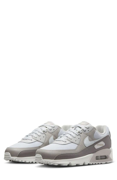 Nike Air Max 90 Sneaker In Photon Dust/ Iron Ore/ Sail