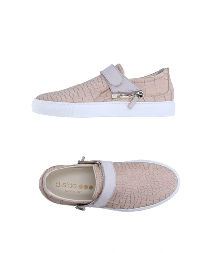 D-sde Sneakers In Beige