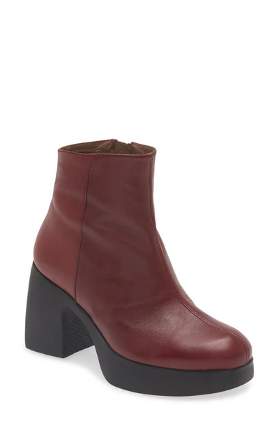 Wonders Lightweight Fashion Suede Boot In Burgundy Leather