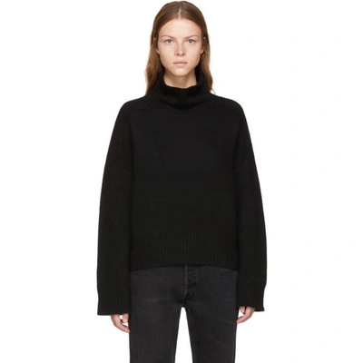 Wendelborn Black Oversized Cashmere Turtleneck