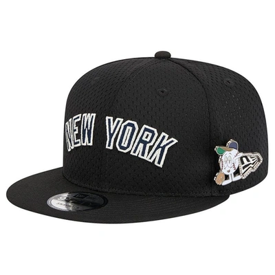 New Era Black New York Yankees Post Up Pin 9fifty Snapback Hat