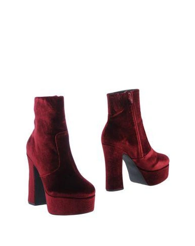 Jeffrey Campbell Ankle Boot In Maroon