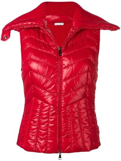Moncler Hybrid Quilted Gilet In Red