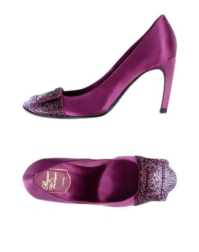 Roger Vivier Pumps In Purple