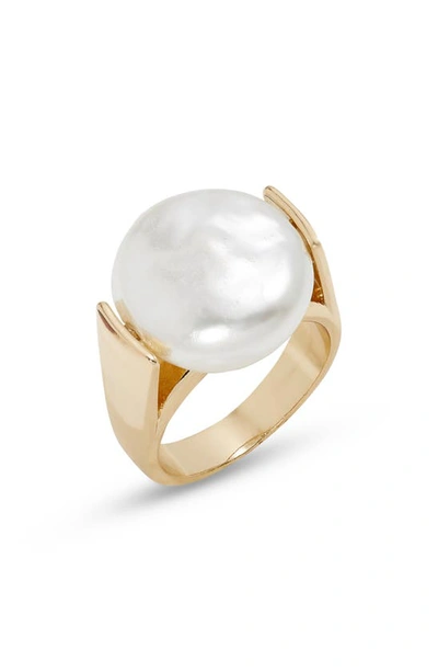 Nordstrom Imitation Pearl Cocktail Ring In White- Gold