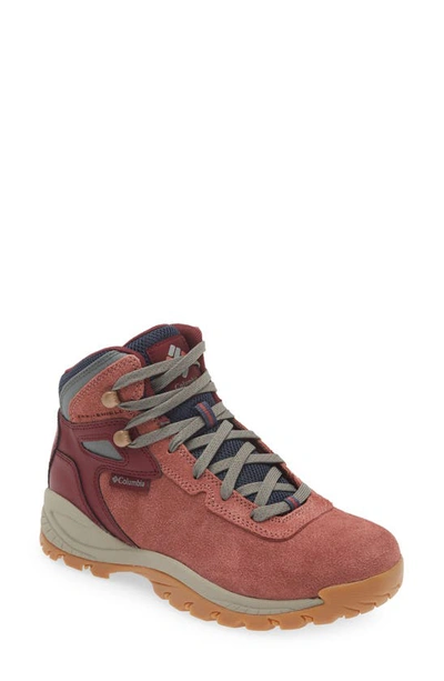 Columbia Newton Ridge Bc Hiking Boot In Beetroot/ Sedona Sage