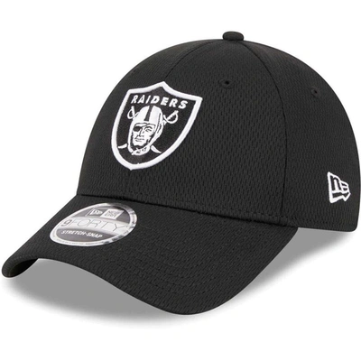 New Era Men's Black/white Las Vegas Raiders 19twenty Adjustable Hat In Black/multi