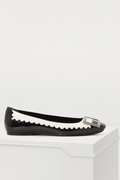 Roger Vivier Trompette Graphic Perforated Ballerinas In Black + Blanc Cire