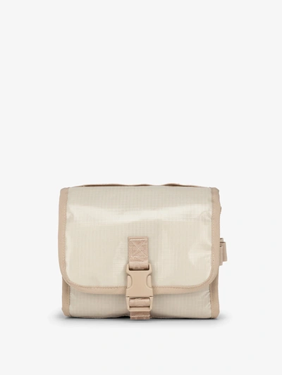 Terra Hanging Toiletry Bag