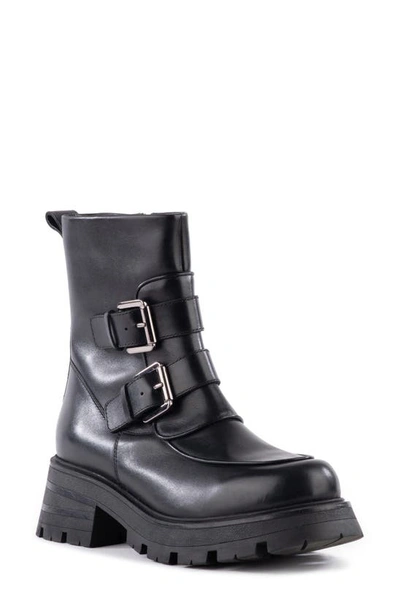 Seychelles Chasin' You Water Resistant Boot In Black