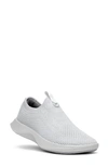 Allbirds Tree Dasher Relay Slip-on Sneaker In Blizzard/hazy Cobalt