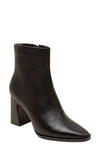 Lisa Vicky Magic Bootie In Black