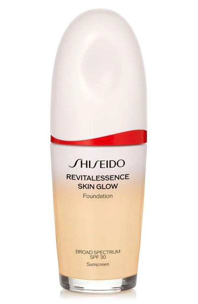 Shiseido Revitalessence Skin Glow Foundation Spf 30 In 130 Opal