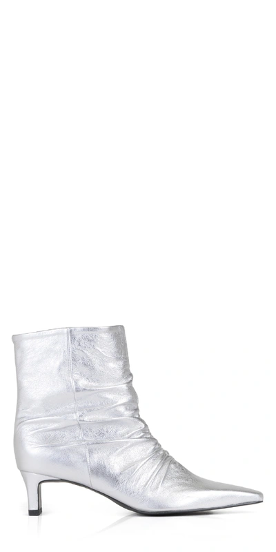 Reike Nen Rushy Leather Ankle Boots In White