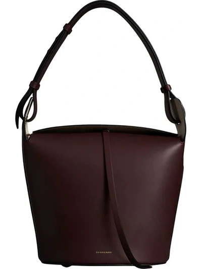 Burberry The Medium Leather Bucket Bag In Red