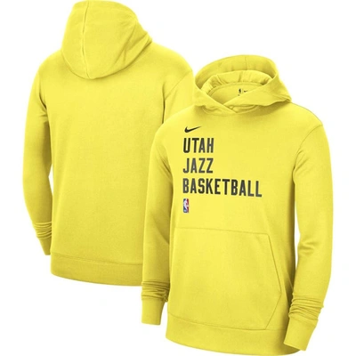 Nike Unisex  Yellow Utah Jazz 2023/24 Performance Spotlight On-court Practice Pullover Hoodie