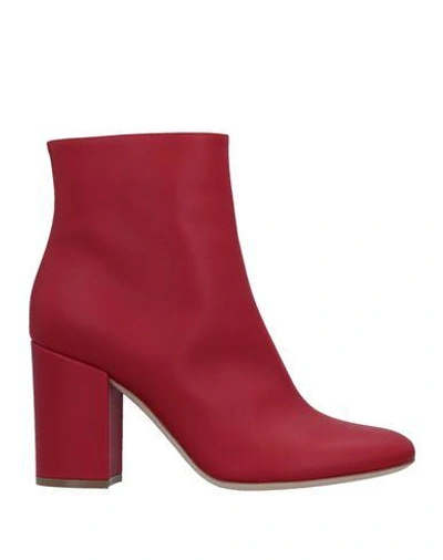 Lerre Ankle Boot In Red