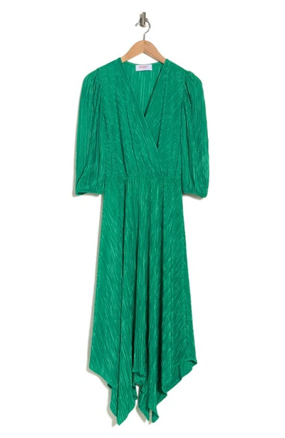 Renee C Plissé Handkerchief Dress In Emerald Green
