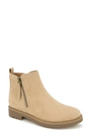 Esprit Sassie Lug Boot In Warm Sand