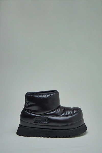 Mm6 Margiela Ankle Boot In Black
