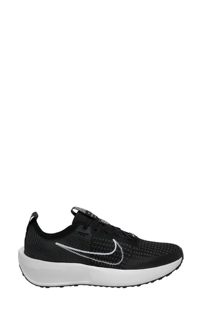 Nike Interact Run Running Shoe In Anthracite/white/black