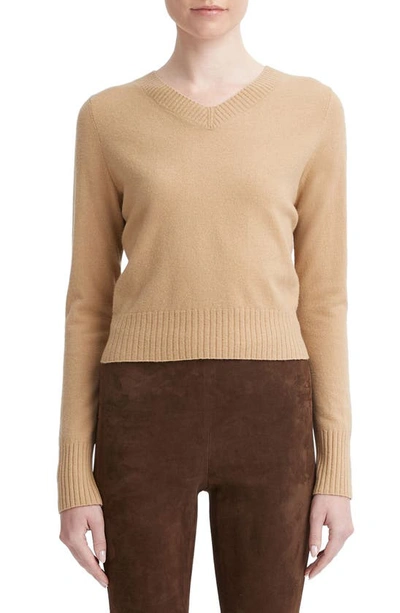 Vince V-neck Wool & Cashmere Crop Sweater In Cashew