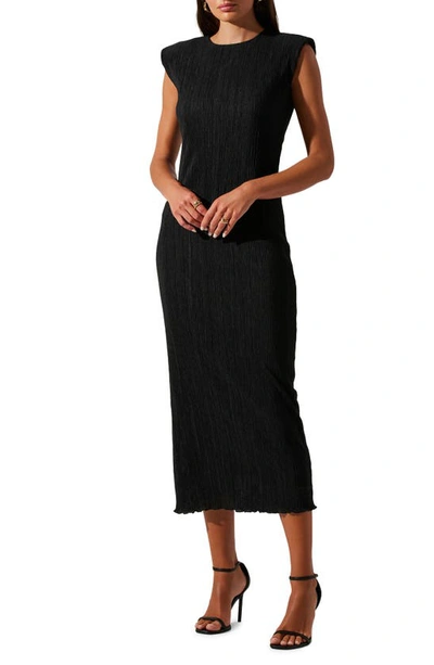 Astr Plissé Maxi Dress In Black