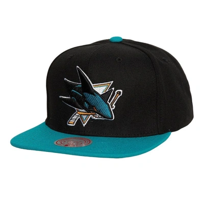Mitchell & Ness Men's  Black San Jose Sharks Core Team Ground 2.0 Snapback Hat