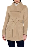 Sentaler Wide Collar Tie Waist Coat In Camel