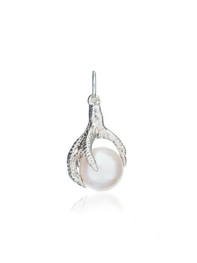 Maria Nilsdotter Vergoldeter 'pearl Claw' Ohrring In Metallic
