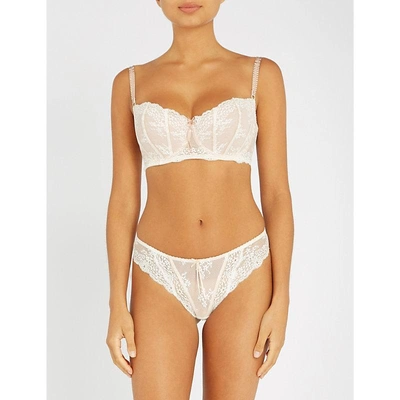 Heidi Klum Intimates Sofia Lace Contour Bra In Cameo