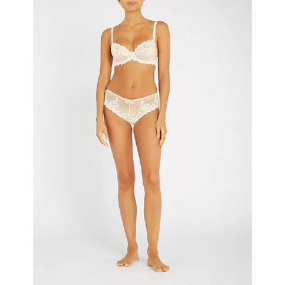 Wacoal Embrace Lace Stretch-lace Plunge Underwired Bra In Nude