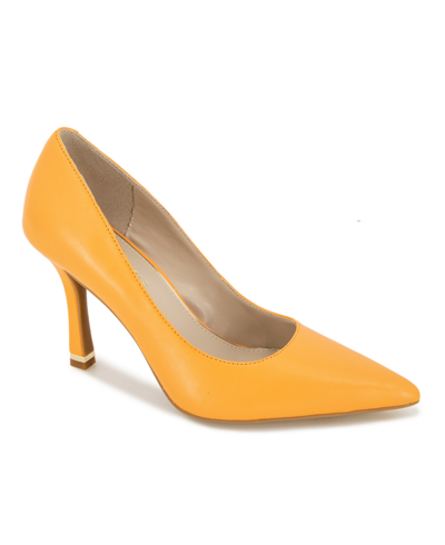 Kenneth Cole New York Romi Pointed Toe Pump In Light Orange- Leather