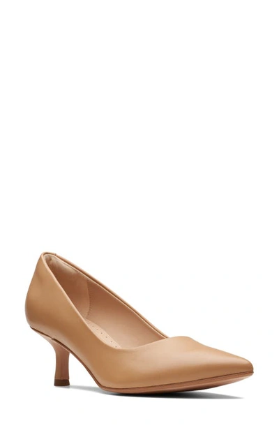 Clarks Violet 55 Rae Pump In Warm Beige Leather