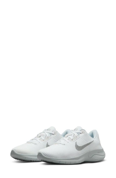 Nike Flex Experience Athletic Sneaker In White/ Silver/ Pure Platinum