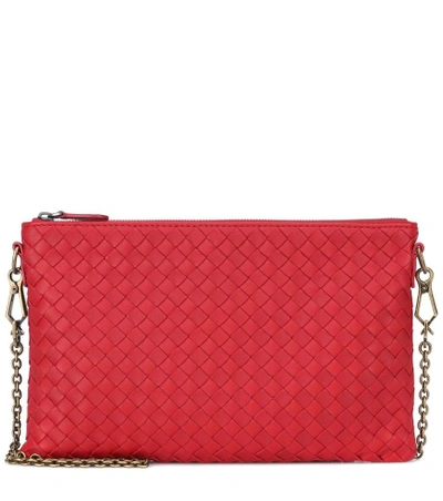 Bottega Veneta Intrecciato Leather Shoulder Bag In Red