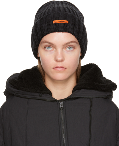 Heron Preston Logo Patch Chunky Knit Beanie In Anthracite