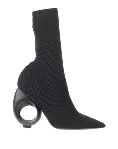 Burberry Mid-calf Knitted Boots With Sculpted Heel In Black