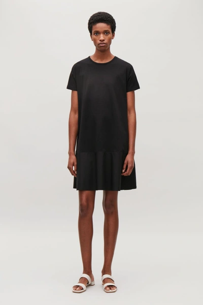 Cos Contrast-panelled Jersey Dress In Black