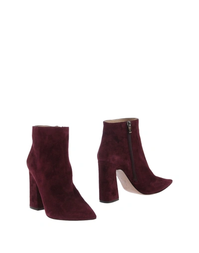 Pura López Ankle Boot In Maroon