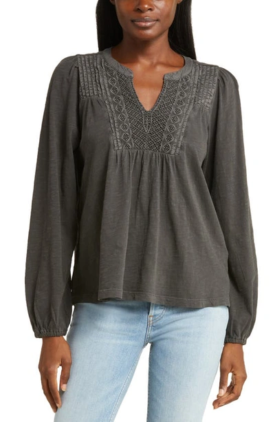 Lucky Brand Lace Pintuck Yoke Cotton Peasant Top In Raven