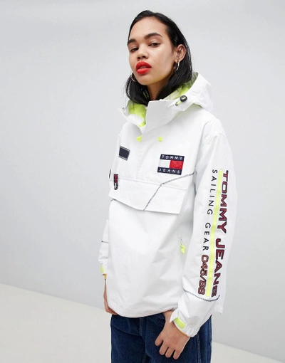 Tommy Jeans Tommy Jean 90s Capsule 5.0 Oversized Sailing Jacket - White